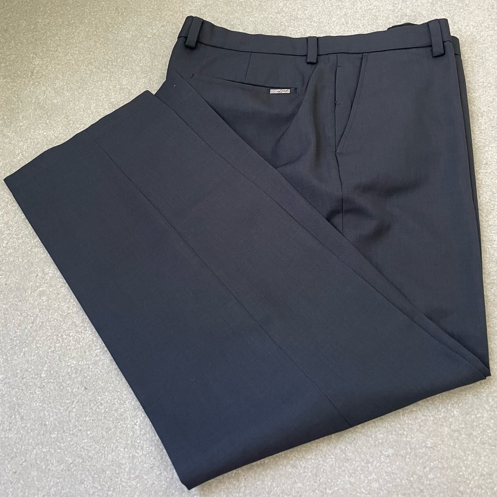 ⛳️🏌️‍♂️Greg Norman Navy Golf Pants, Size 36x30 FATHERS DAY!